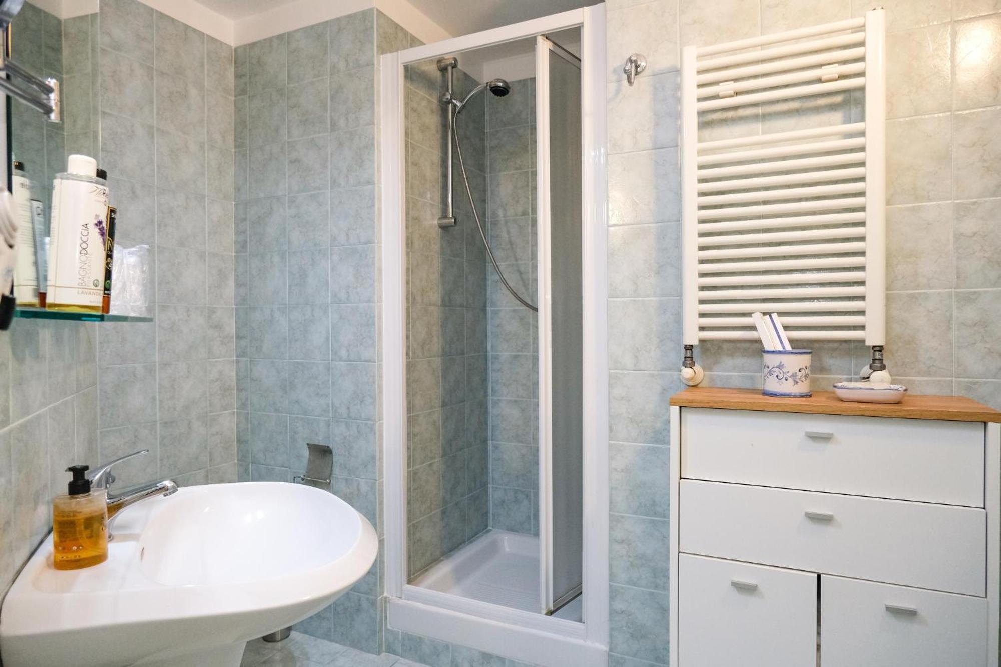 Domus Lilium Apartment โรม ภายนอก รูปภาพ