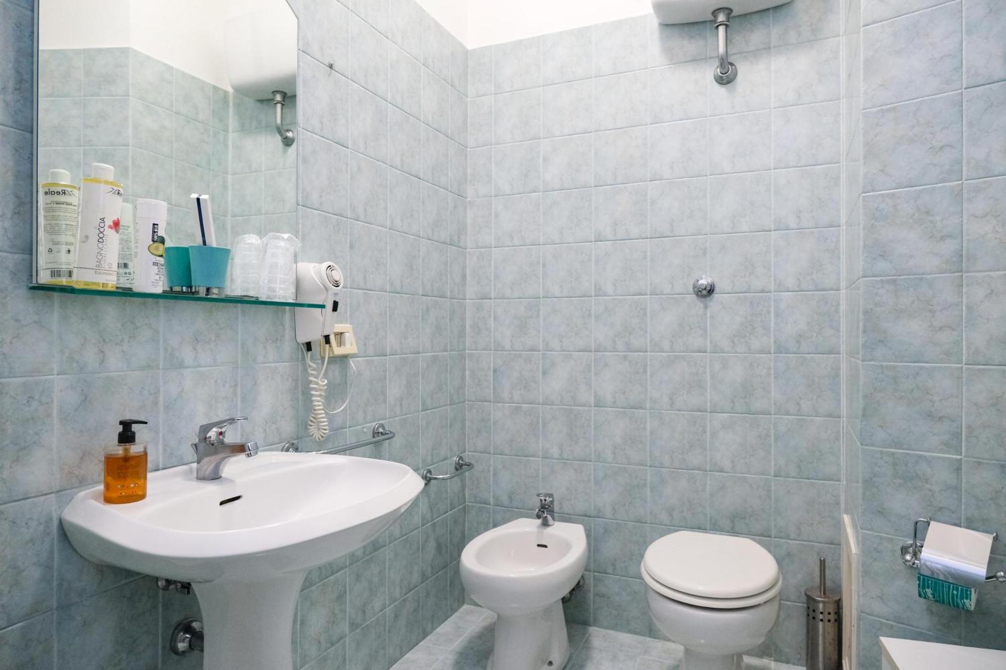 Domus Lilium Apartment โรม ภายนอก รูปภาพ